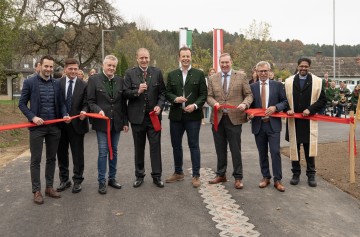 Kinderkrippe und Tageszentrum für SeniorInnen in Ebersdorf wurden am 26. Oktober 2024 feierlich eröffnet.